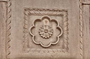 Kusum sarovar eski terk edilmiş tapınak Hindistan up