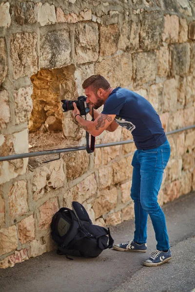 Jerusalem - 15 November, 2016: A Photographer in Jerusalem — Stock Photo, Image