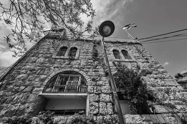耶路撒冷，以色列国旗与城市中心的老房子里 — 图库照片