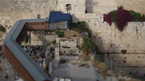 Jerusalém - 15 de novembro de 2016: Muro de lamentações em Jerusalém — Vídeo de Stock