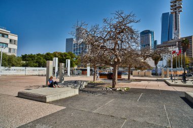 Tel Aviv - 10.02.2017: Tel Aviv Sanat Müzesi dış ve sanat mönü