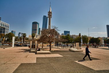 Tel Aviv - 10.02.2017: Tel Aviv Sanat Müzesi dış ve sanat mönü