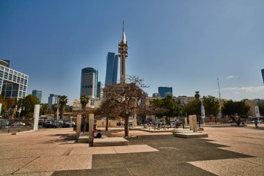 Tel Aviv - 10.02.2017: Tel Aviv Sanat Müzesi dış ve sanat mönü