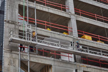 Tel Aviv - 10.06.2017: Tel bir yapıda bina Arap işçiler 