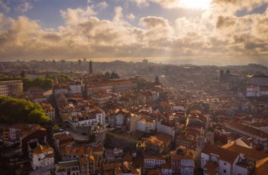 Portekiz şehir manzarasında porto, hava aracı görünümü