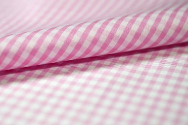 yakın kadar rulo şerit pembe gömlek kumaş
