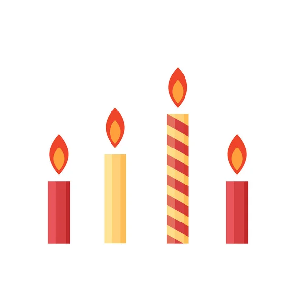 Flache bunte brennende Kerzen auf weißem Hintergrund. Symbol-Logo für Grußkarte, Weihnachtsfeier, kirchliche Elemente - Vektorillustration — Stockvektor