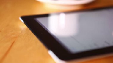 işadamı tablet kullanma