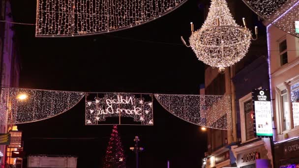 Straat van het center op Kerstmis — Stockvideo