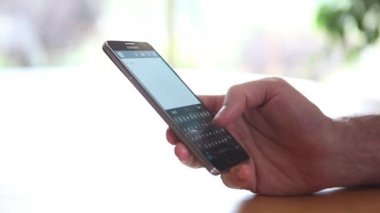 adam cep telefonu yazarak 