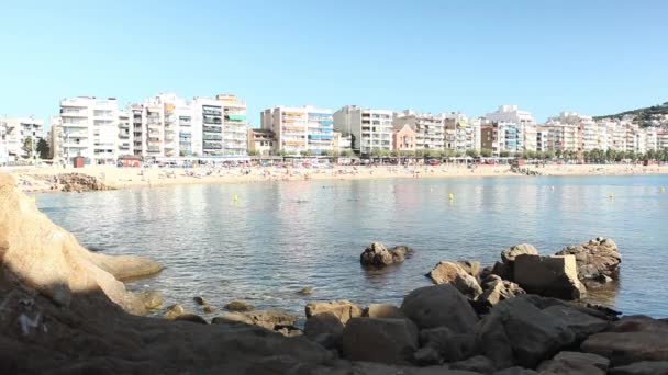Sea beach in Blanes, Spain — Stock Video
