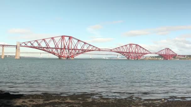 Forth bridge in Scotland — Stock Video