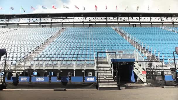 Assentos no estádio vazio — Vídeo de Stock