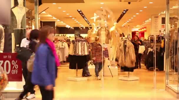Time lapse des gens qui magasinent avant Noël — Video
