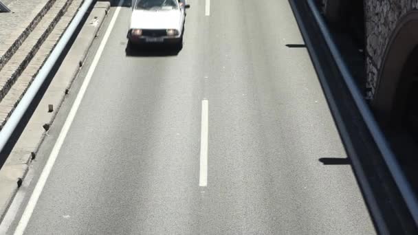 Vervoer verkeer in Barcelona stad — Stockvideo