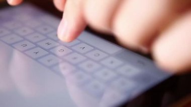 işadamı tablet kullanma