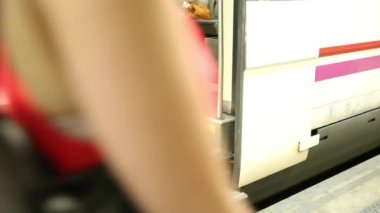 Şehir tren kullanarak yolcu 