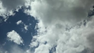 Mavi gökyüzü bulutlar timelapse