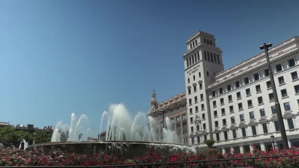 Brunnen in der Stadt Barcelona — Stockvideo