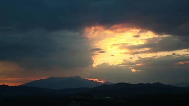 Pôr-do-sol fantástico timelapse — Vídeo de Stock