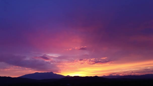 Pôr-do-sol fantástico timelapse — Vídeo de Stock