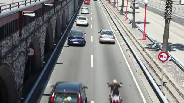 Transport trafik i Barcelona by – Stock-video