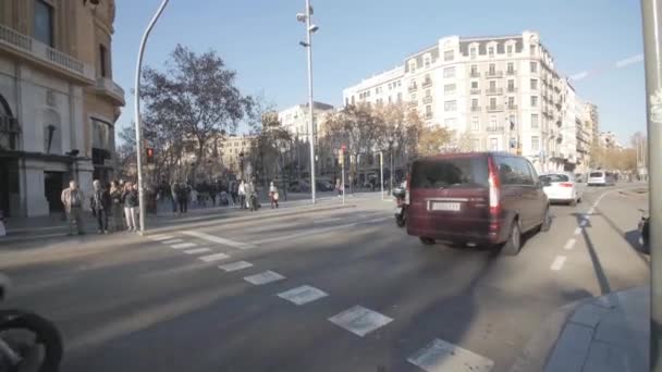 People on Barcelona street — Stock Video