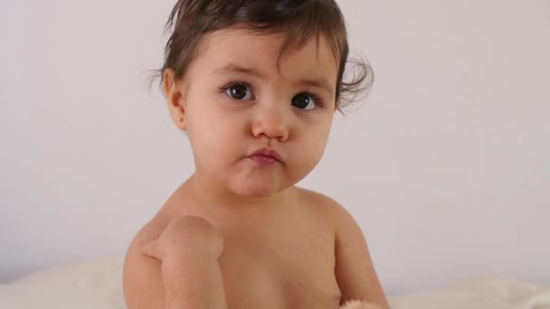 Adorable baby playing — Stock Video