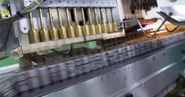 Tıbbi ve fabrika çalışma süreci