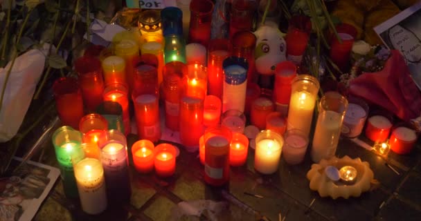 Barcellona Spagna Agosto 2017 Anonime Candele Commemorative Durante Attacco Terroristico — Video Stock