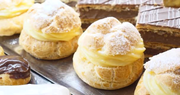 Cake Gebak Weergeven Bakkerij Zelfgemaakte Shop Heerlijke Zoete Lekkernijen Baker — Stockvideo