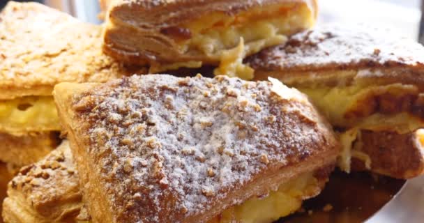 Kek Hamur Işleri Görüntülemek Ekmek Yapımı Salonu Lezzetli Tatlı Davranıyor — Stok video