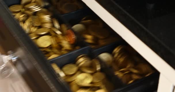 Dispensación Cambio Cajón Caja Registradora Que Monedas Billetes Tienda Negocios — Vídeo de stock