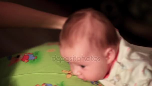 Baby training — Stockvideo