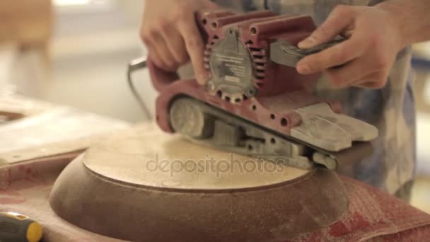 Sanding wood on a lathe — Stock Video