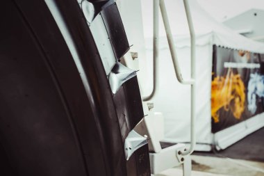 Kamyon lastikleri yeni