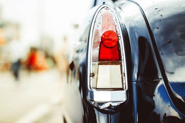 Retro araba arka ışık