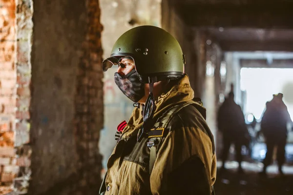 askeri biçimindedir