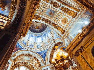 St Petersburg, Rusya, 07.08.2017: St Petersburg tapınağın içinde