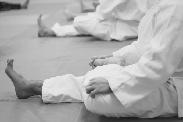 Échauffement pour les pieds sur le tapis — Photo