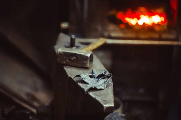 Tools in the forge — Stock Photo, Image