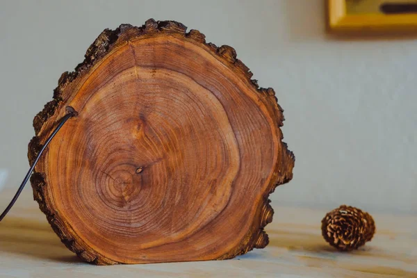 手作り木製のランプ — ストック写真