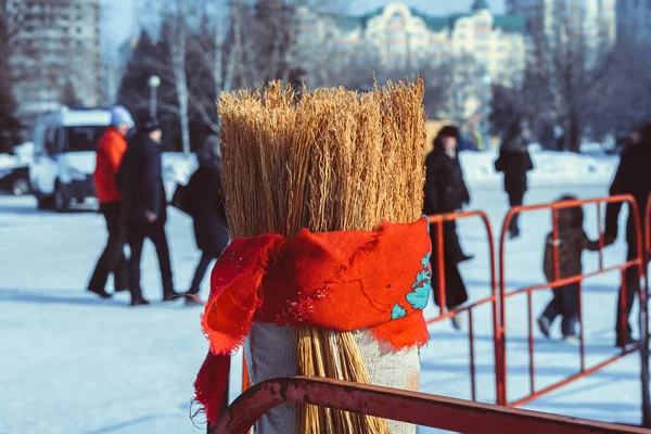 Novokuzneck, russland - 18.02.2018: das Bildnis der Masleniza — Stockfoto