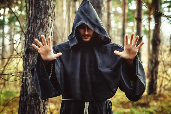 Warlock pekande finger — Stockfoto