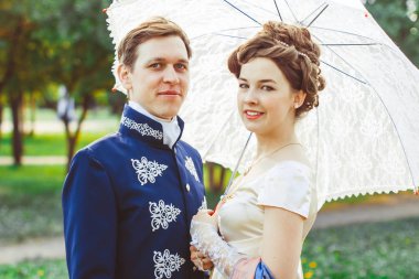 Çift güzel elbiseli