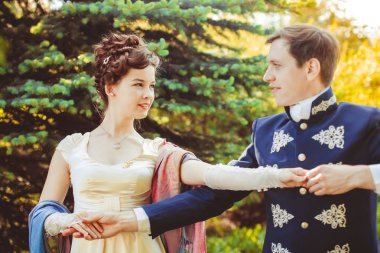 Çift güzel elbiseli