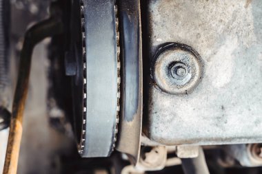 Arabanın triger kayışı