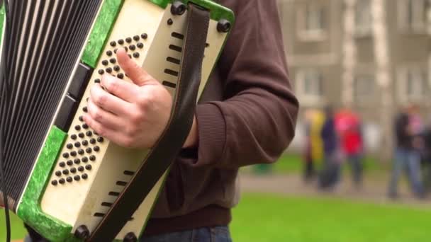 Musicians Sing Street — Stock Video