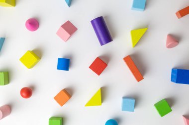 Çok renkli 3D şekilli oyuncak soyut model arka planı.