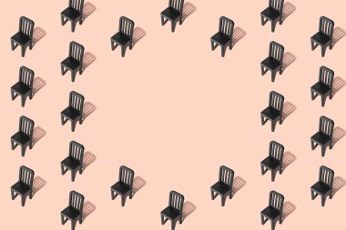 Eski sandalyelerden yapılmış kusursuz desen soyut.